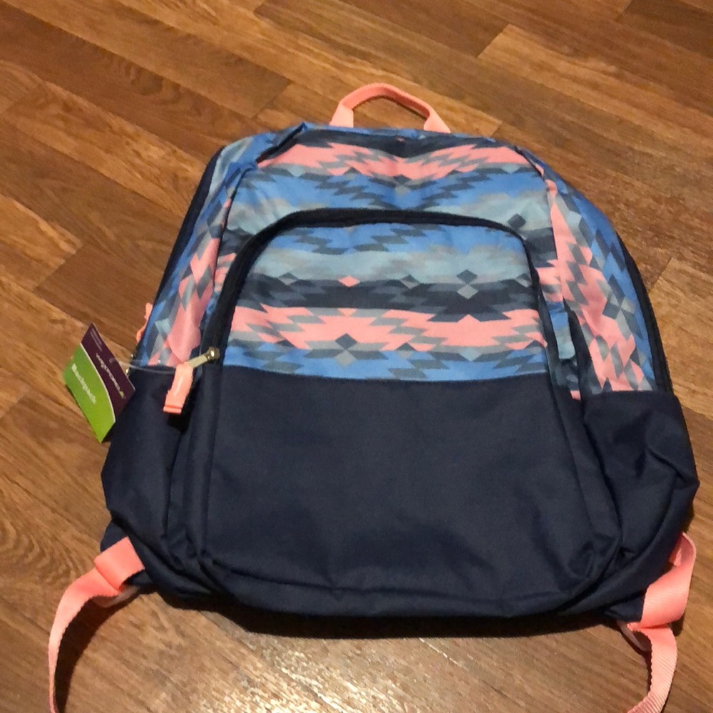 “NWT” Aztec Backpack - Picture 2 of 3